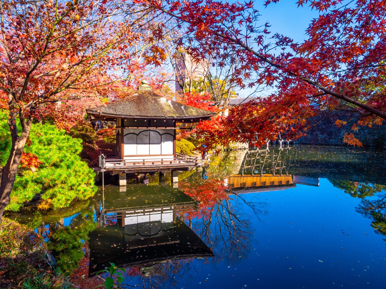 和歌山城．紅葉溪庭園