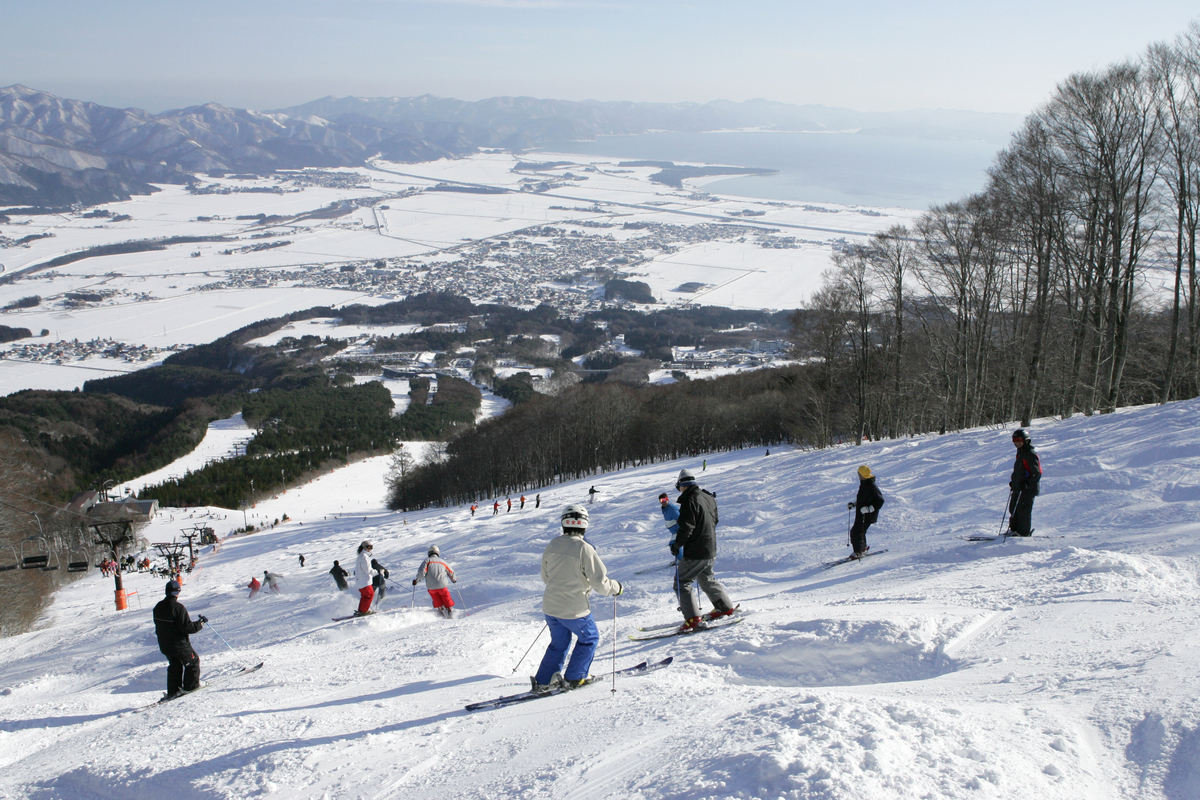 豬苗代湖滑雪場